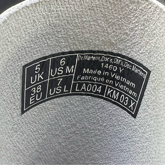 Dr. Martens Lace Up White Doc Combat Boots Women's Size 7 US 1460Y - Picture 10 of 10